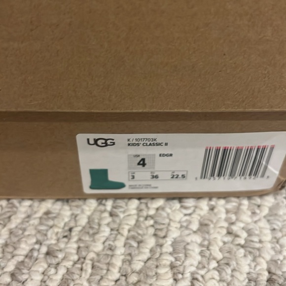 UGGs green - Picture 5 of 6
